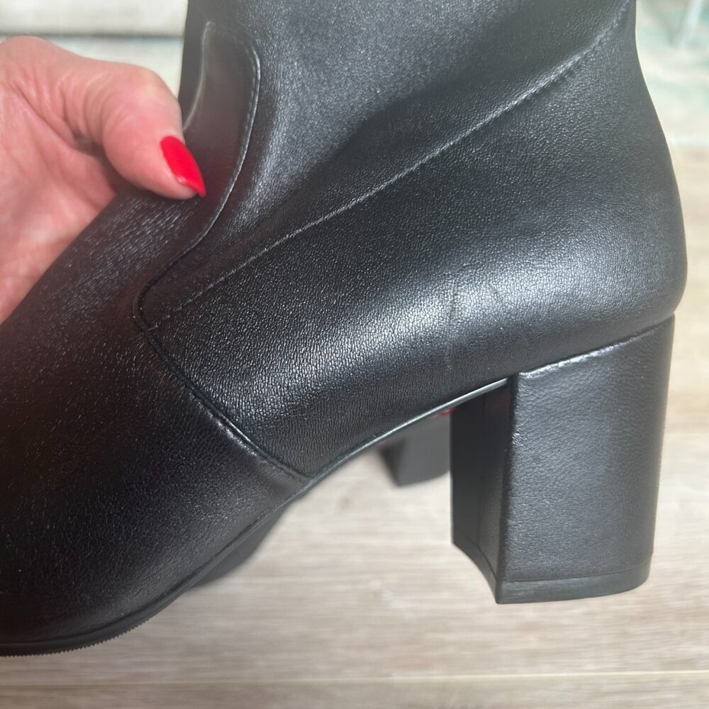 Like New Stuart Weitzman OTK Black Stretch Leather Genna 60 Boots 8.5 $895 - Picture 10 of 10